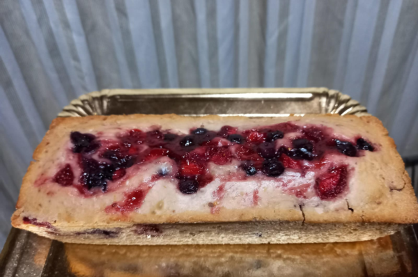 JULI - Budín vegano de limón y frutos rojos♥