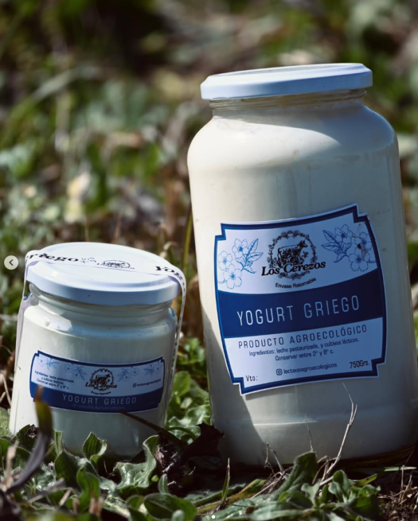 Yogur GRIEGO de tambo "Los Cerezos" x750grs